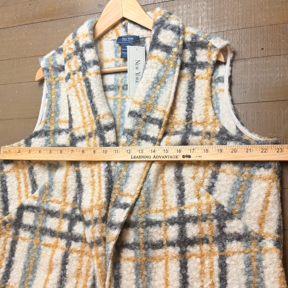NWT New York Clothing Co. Plaid Sherpa Vest | Soft Fuzzy Check Print 1X - Picture 7 of 14